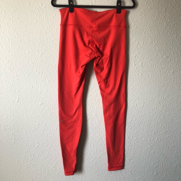 Lululemon Wunder Under TALL - Picture 7 of 10